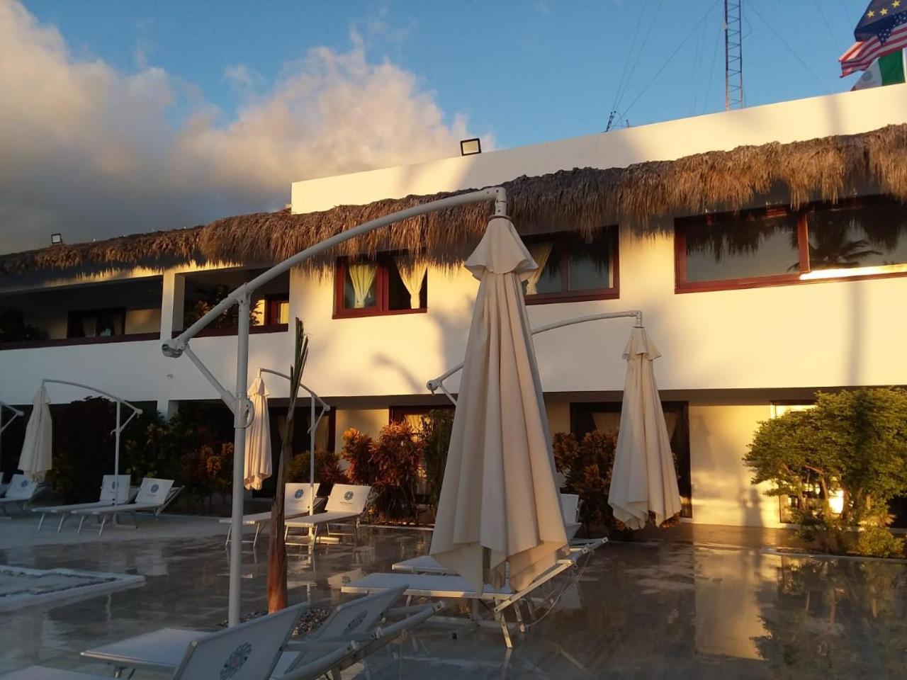 Oasi Encantada - Beach Resort Barahona Exteriör bild