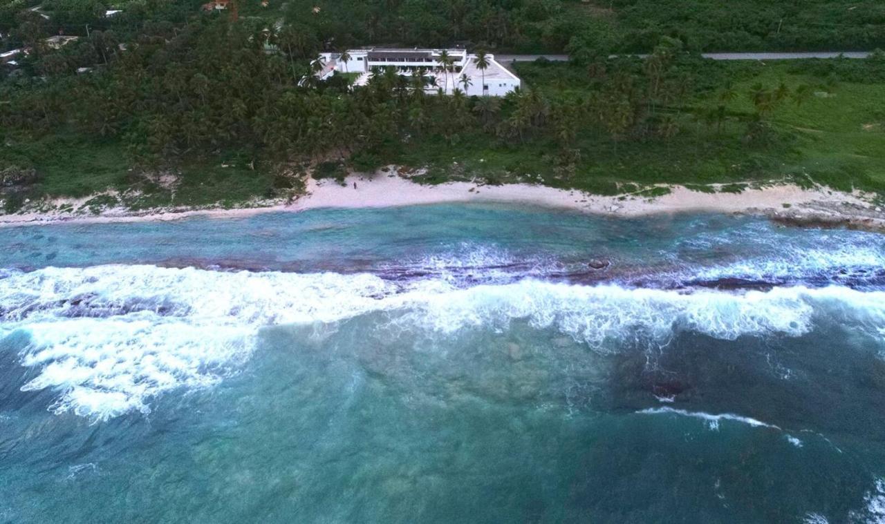 Oasi Encantada - Beach Resort Barahona Exteriör bild
