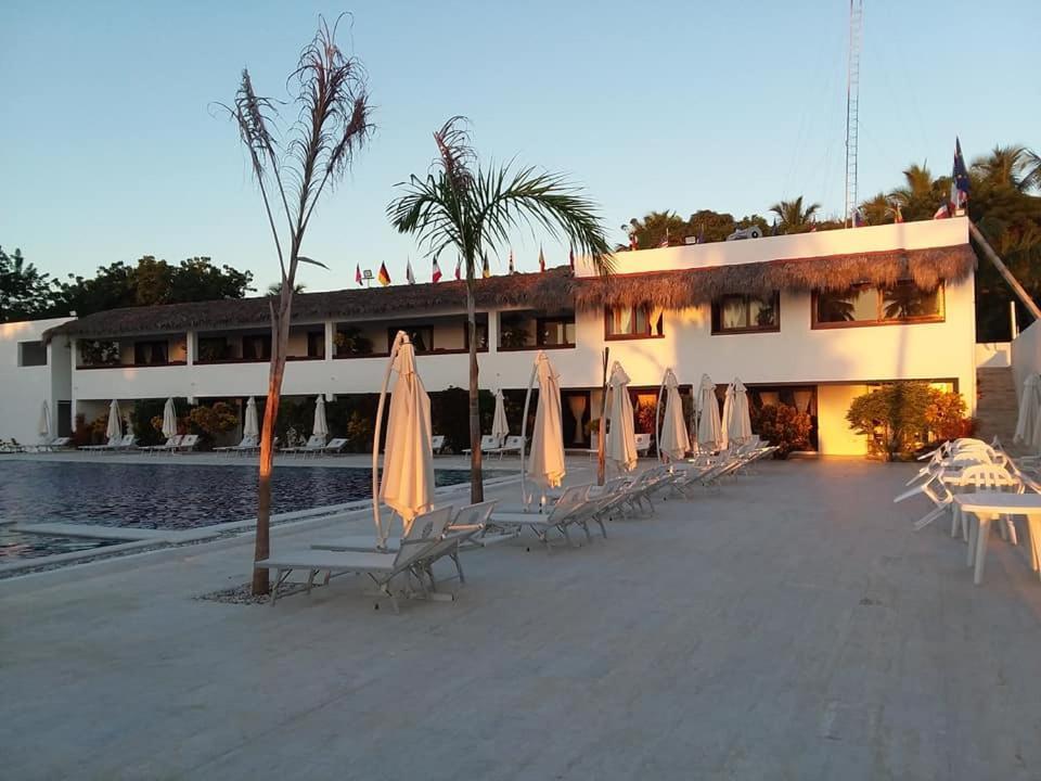 Oasi Encantada - Beach Resort Barahona Exteriör bild